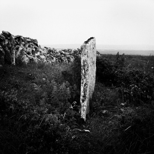 tomb in Ballynahown